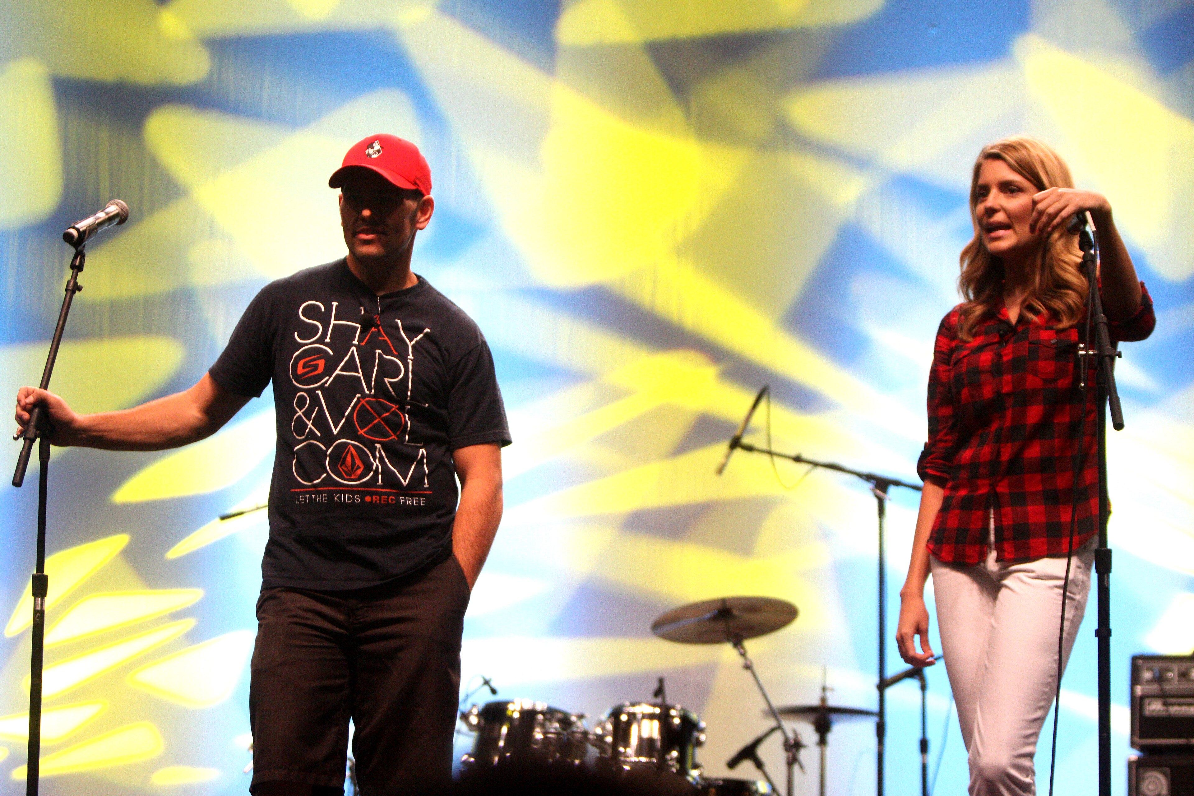 Creadores de YouTube en un escenario de VidCon