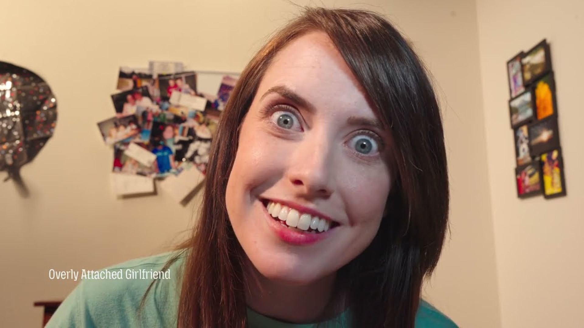 Overly Attached Girlfriend en el comercial Come Back to Firefox